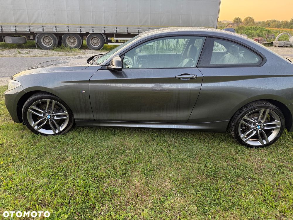 BMW Seria 2 220d Coupe M Sport - 13
