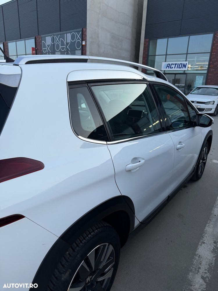 Peugeot 2008 PureTech 110 GPF Stop&Start EAT6 Allure - 5