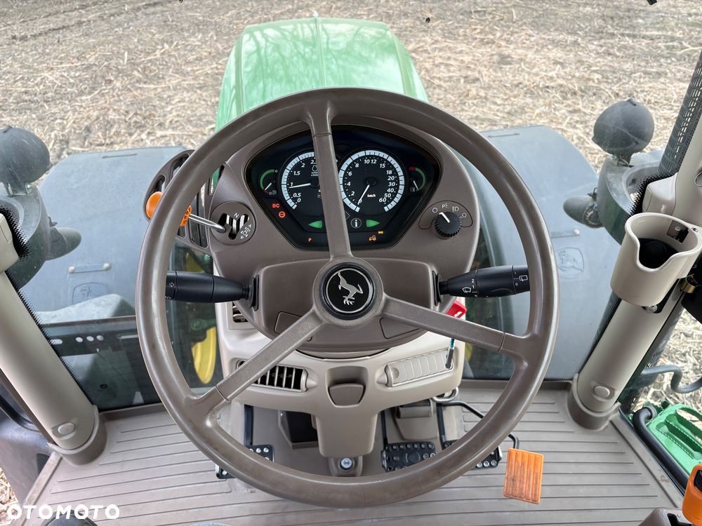 John Deere 6210R - 7