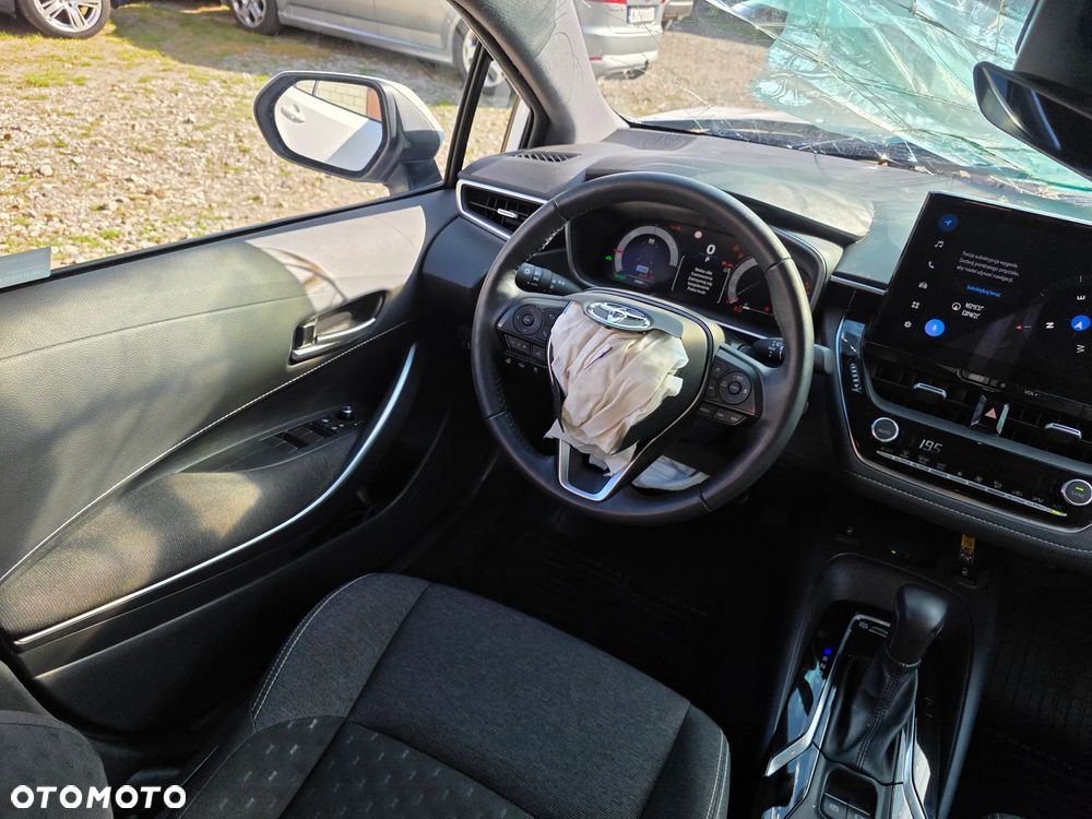 Toyota Corolla 1.8 Hybrid Comfort - 18