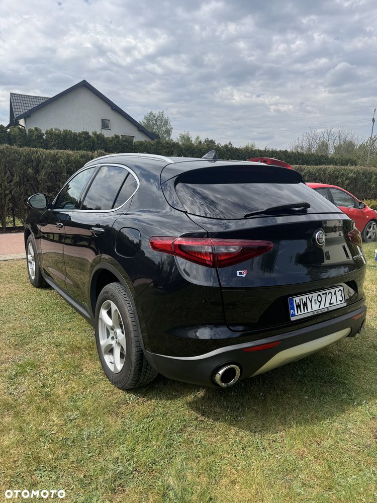 Alfa Romeo Stelvio - 6