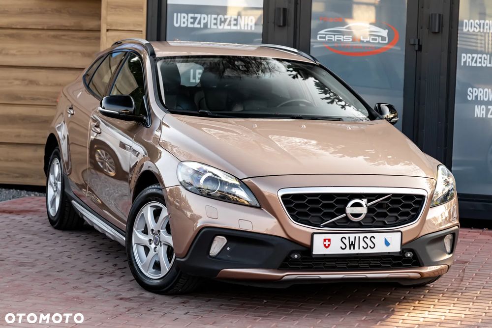 Volvo V40 Cross Country T5 AWD Geartronic Summum - 1