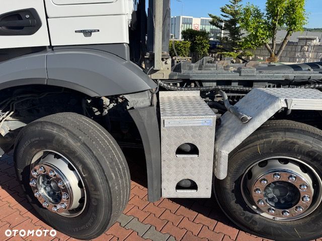 Mercedes-Benz Arocs 3251 - 22