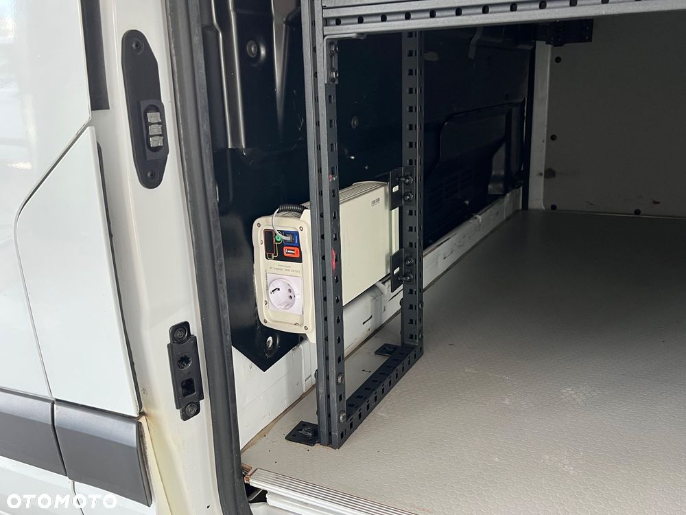 Ford Transit Custom - 9