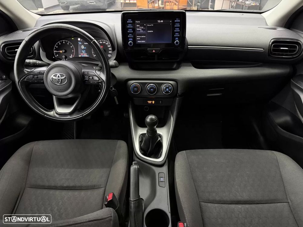 Toyota Yaris 1.0 VVT-i Comfort Plus — fotografia 22