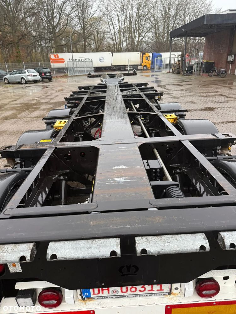 Krone KRONE SD 2022 – NACZEPA PODKONTENEROWA / WYSUWANA / 20–40–45 FT / LIFTBAR / PREMIUM STAN - 18