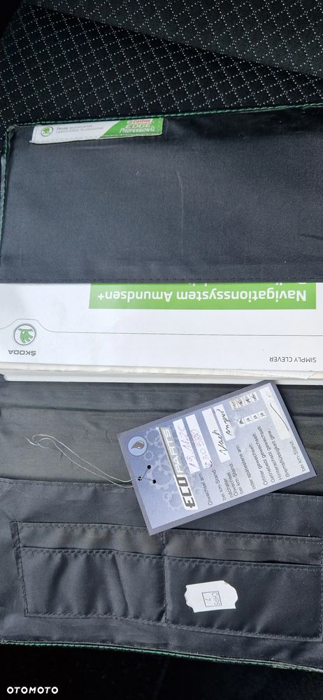 Skoda Superb 2.0 TDI DSG Exclusive - 22