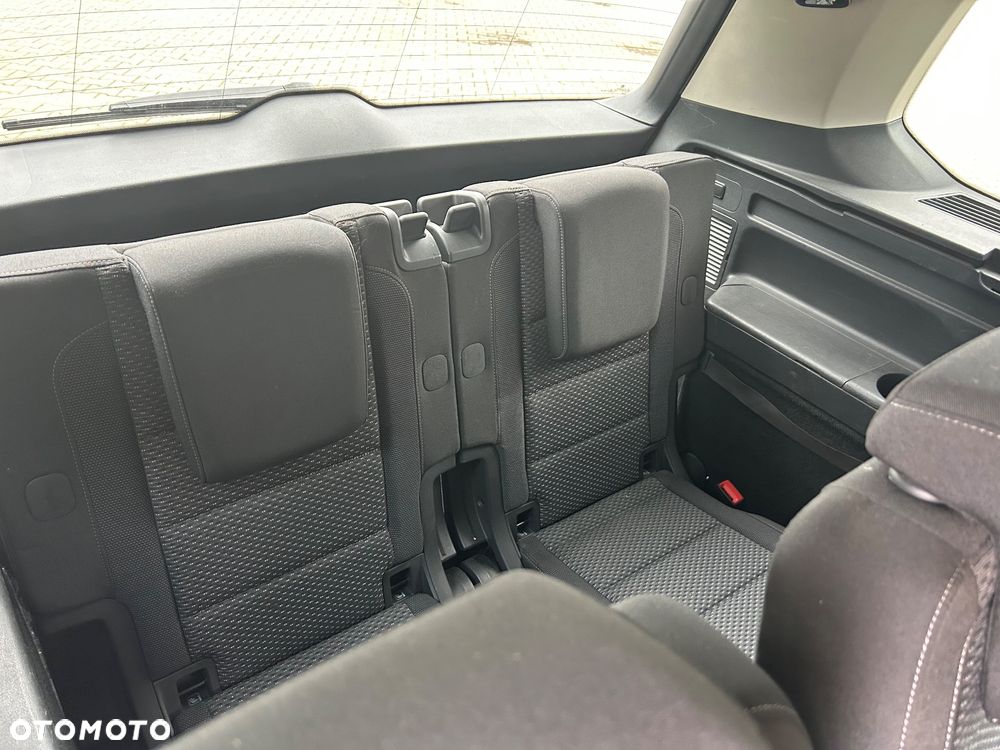 Volkswagen Touran 1.2 TSI (BlueMotion Technology) Comfortline - 15
