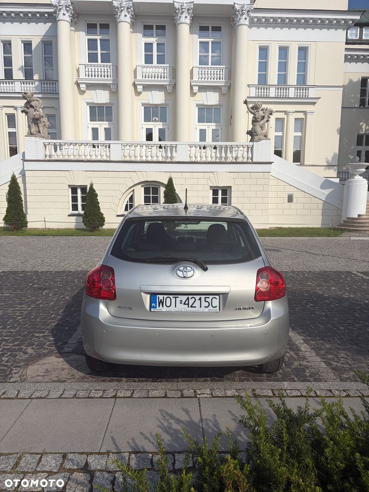 Toyota Auris 1.6 Luna - 7