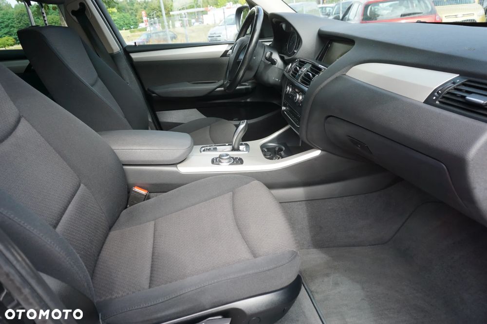 BMW X3 xDrive20d - 17