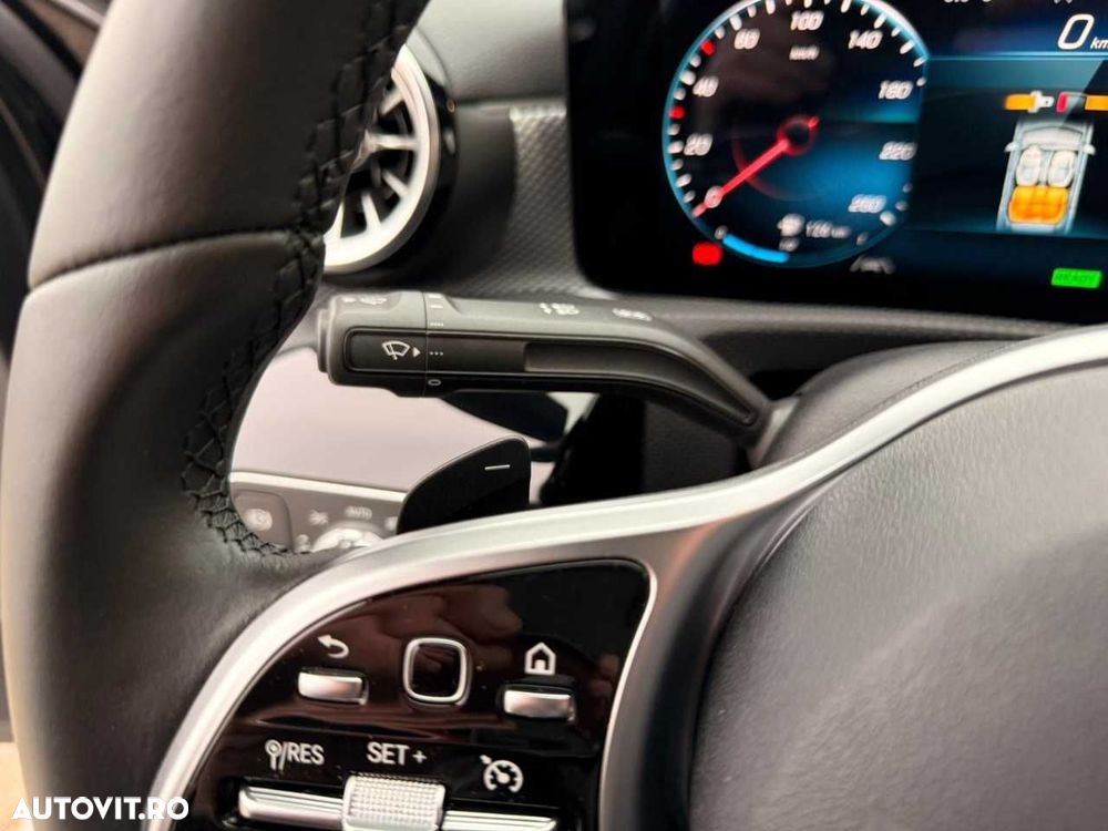 Mercedes-Benz A 250 - 23