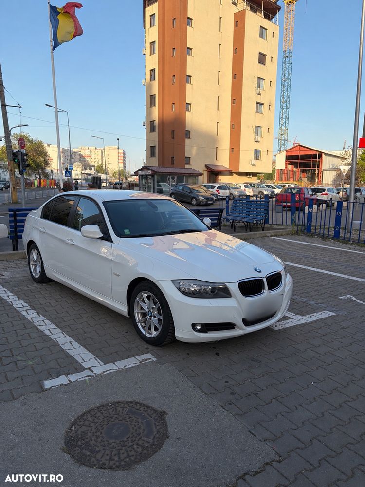 BMW Seria 3 318d - 3