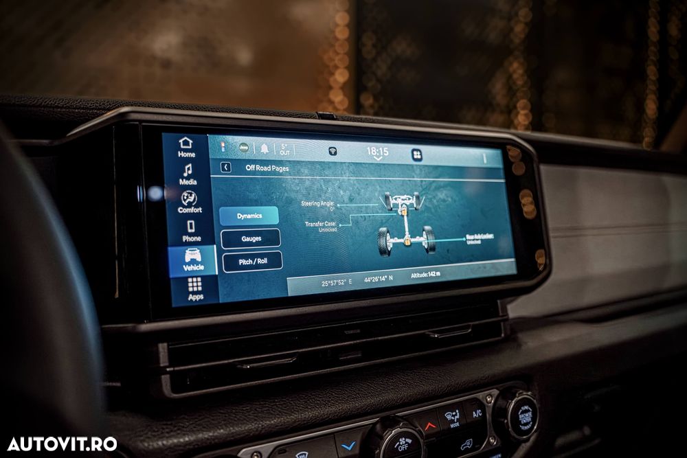 Jeep Wrangler 2.0 Turbo AT8 Sahara - 27