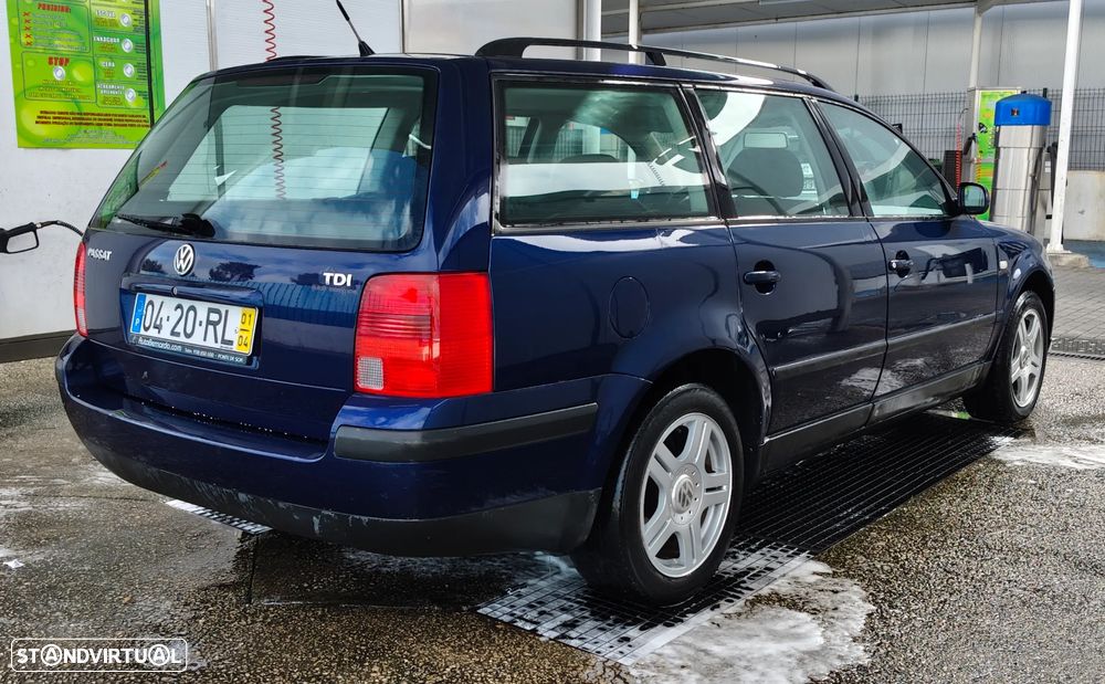 VW Passat Variant 1.9 TDi Trendline - 2