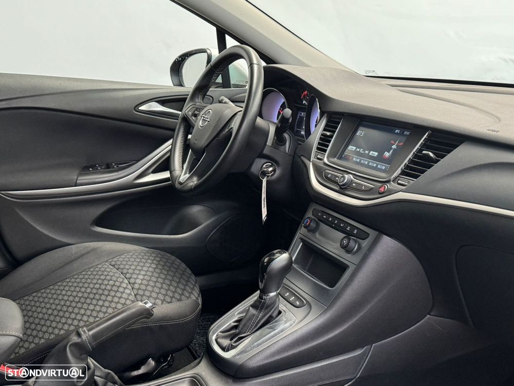 Opel Astra Sports Tourer 1.5 D Design & Tech Aut. S/S - 22