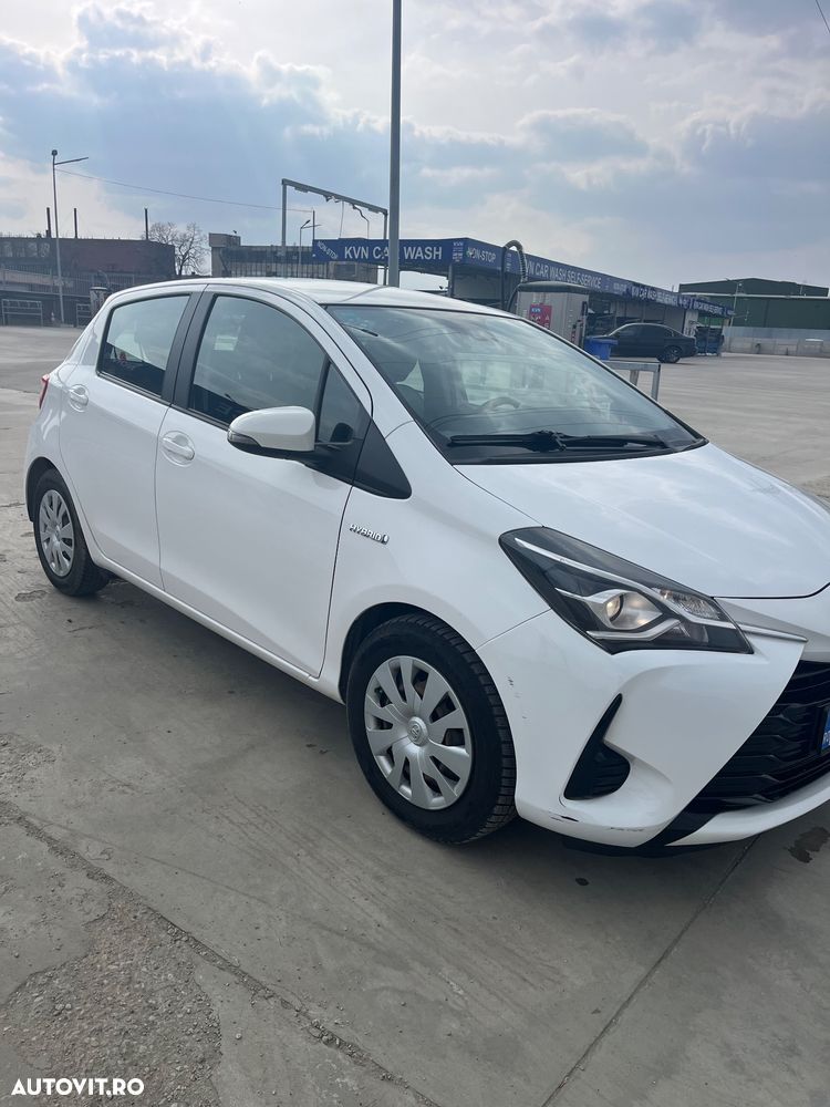 Toyota Yaris 1.5 VVT-i HSD Terra - 3