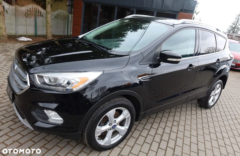 Ford Kuga 2.0 TDCi 2x4 Titanium - 15