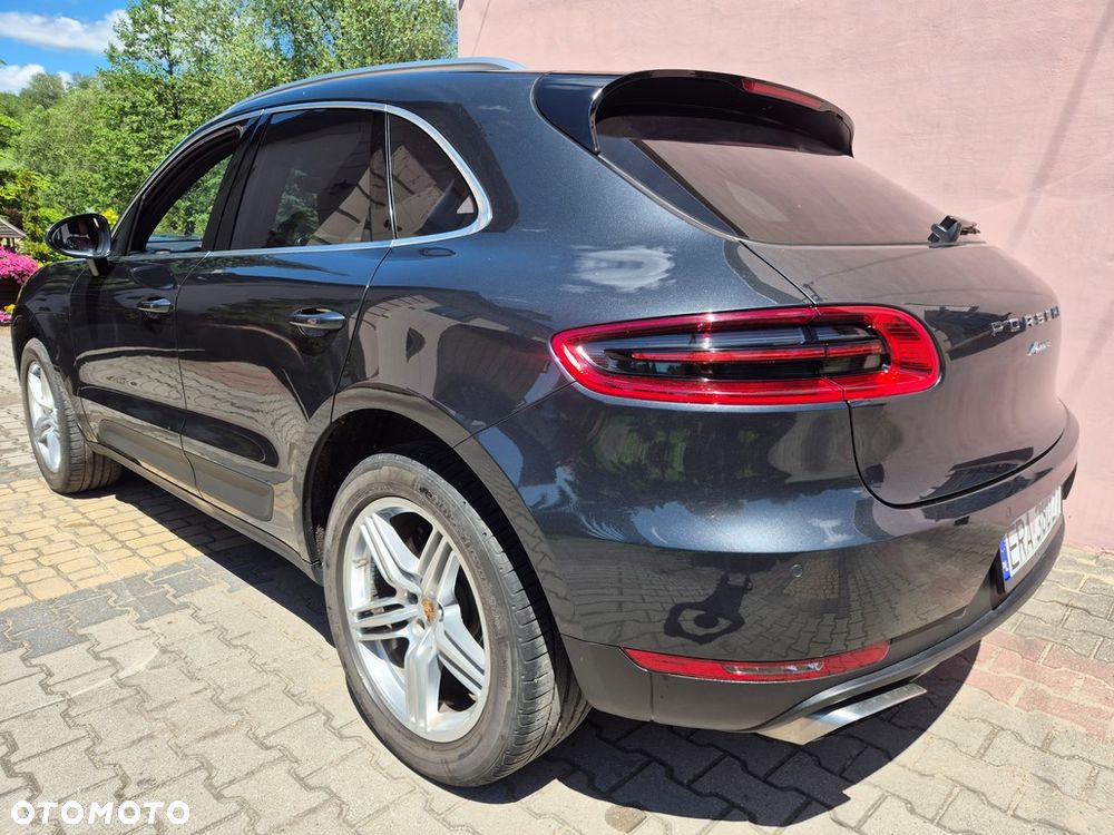 Porsche Macan - 29