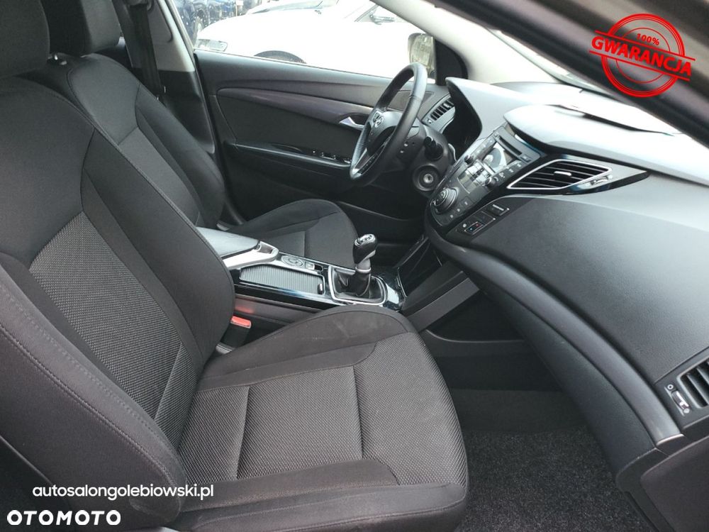 Hyundai i40 Kombi blue 1.6 Family+ - 17