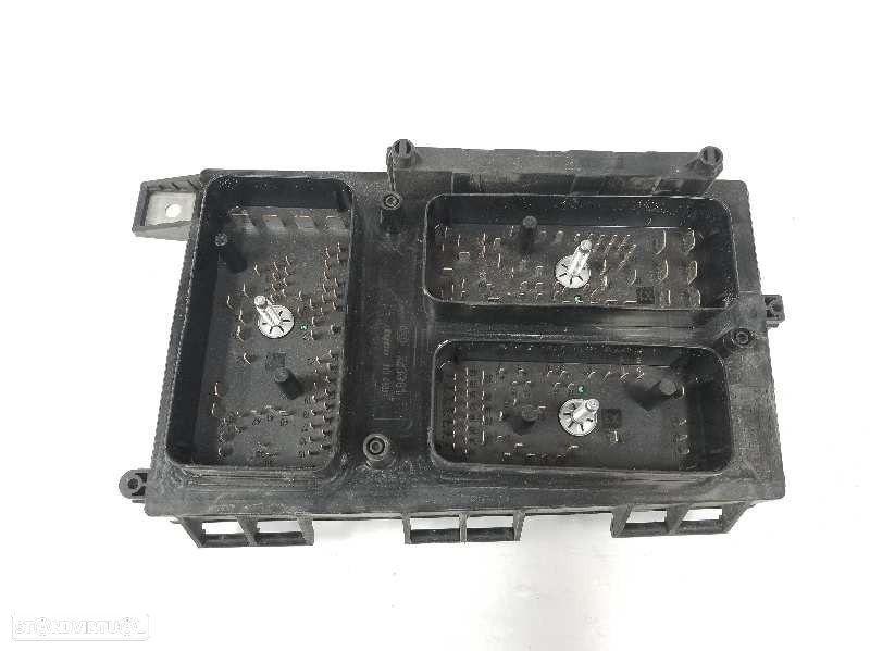 CAIXA RELÉS / FUSÍVEIS OPEL ASTRA H GTC 2007 -13250232 - 3