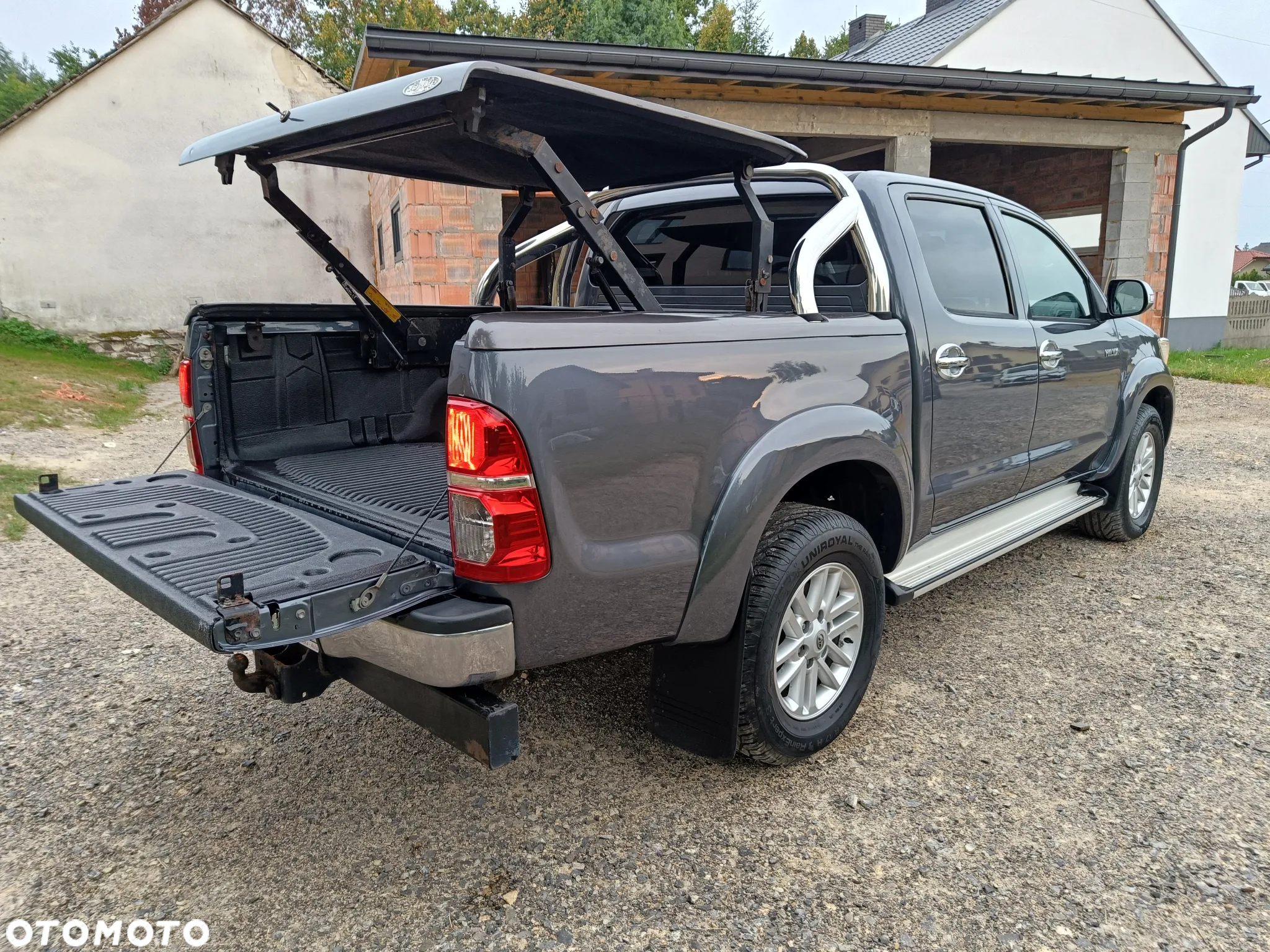 Toyota Hilux 3.0 D-4D SR5 - 26