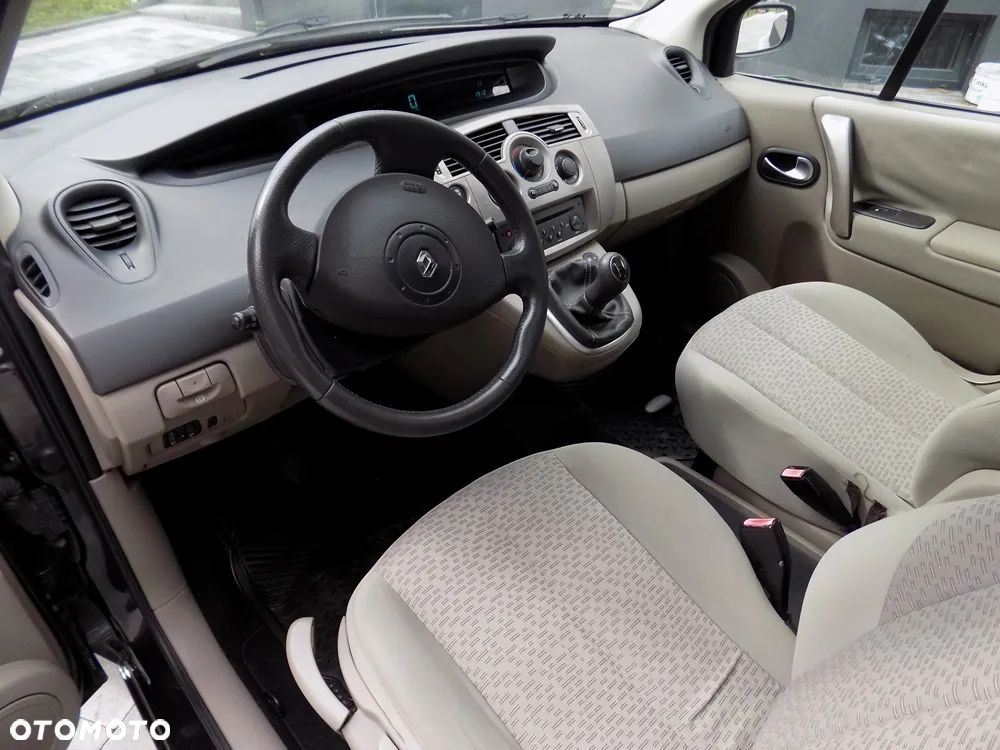 Renault Scenic 1.6 16V Avantage - 14