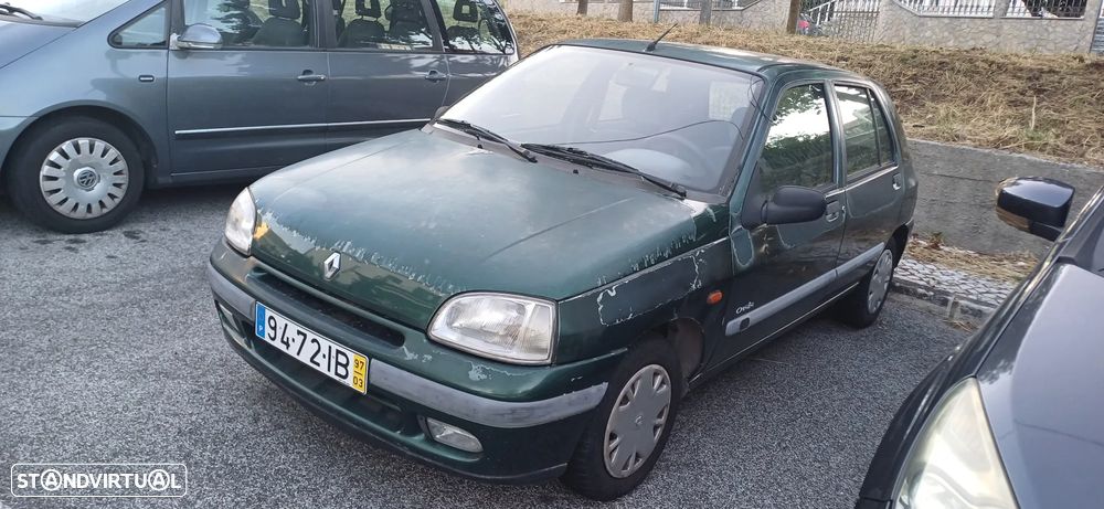 Renault Clio 1.2 RN - 1