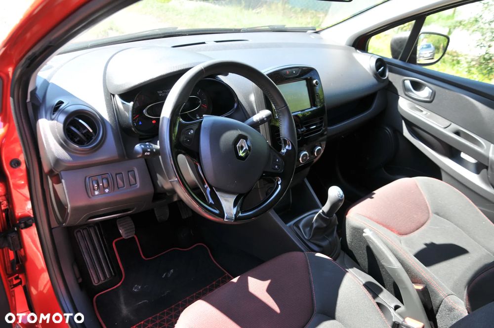 Renault Clio 1.2 16V 75 LIMITED - 15