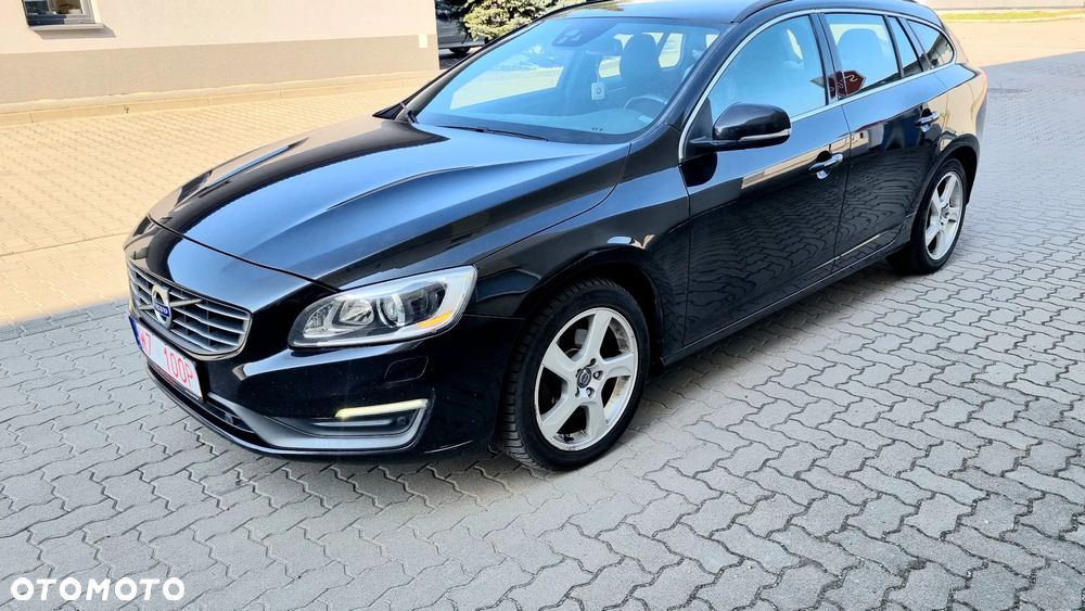 Volvo V60 D4 Momentum - 10