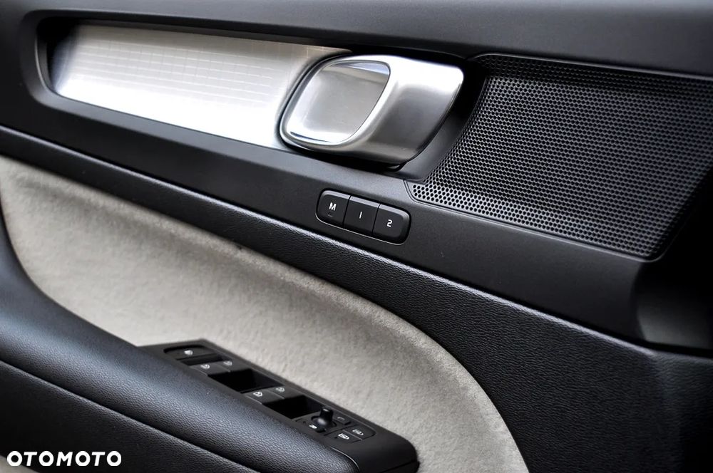 Volvo XC 40 T3 Geartronic Inscription - 29