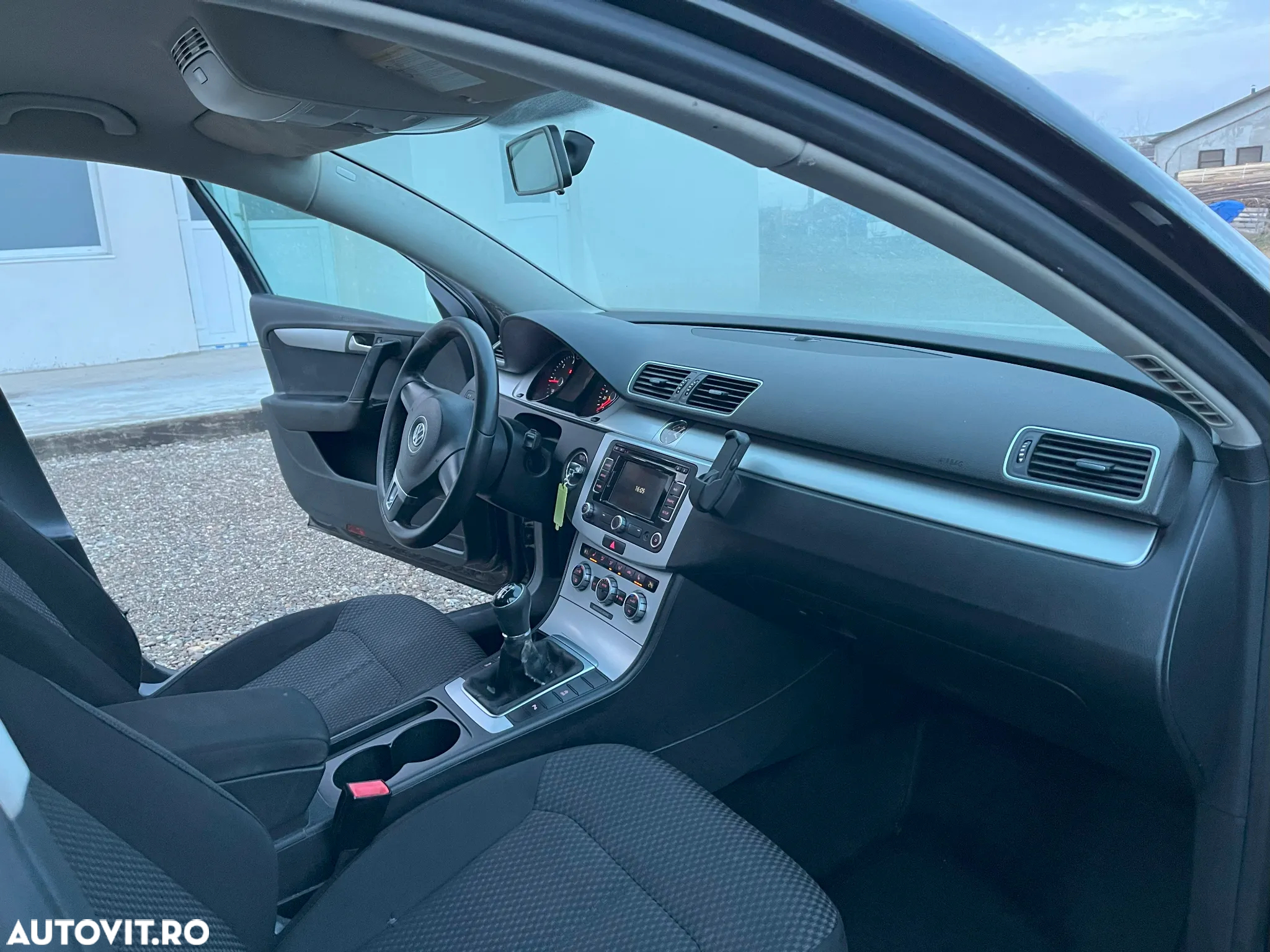 Volkswagen Passat Variant 2.0 TDI Blue TDI Comfortline - 4