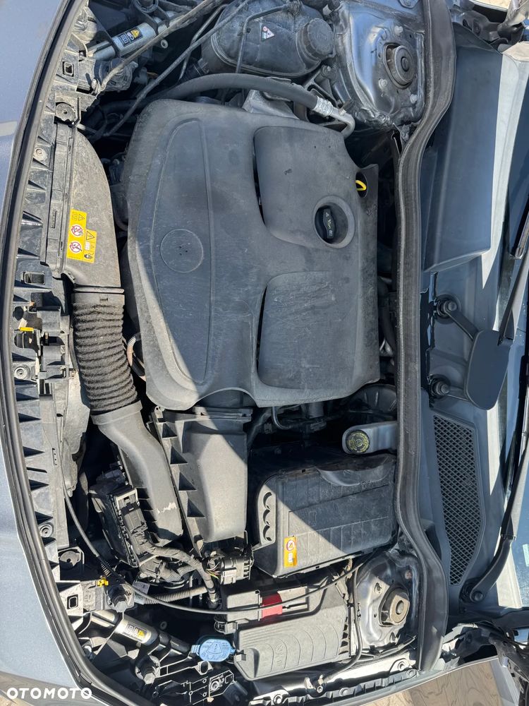 Mercedes-Benz CLA 250 4-Matic - 23