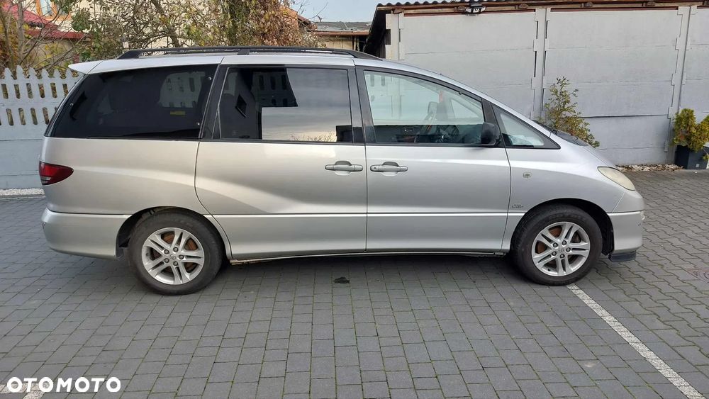Toyota Previa - 5