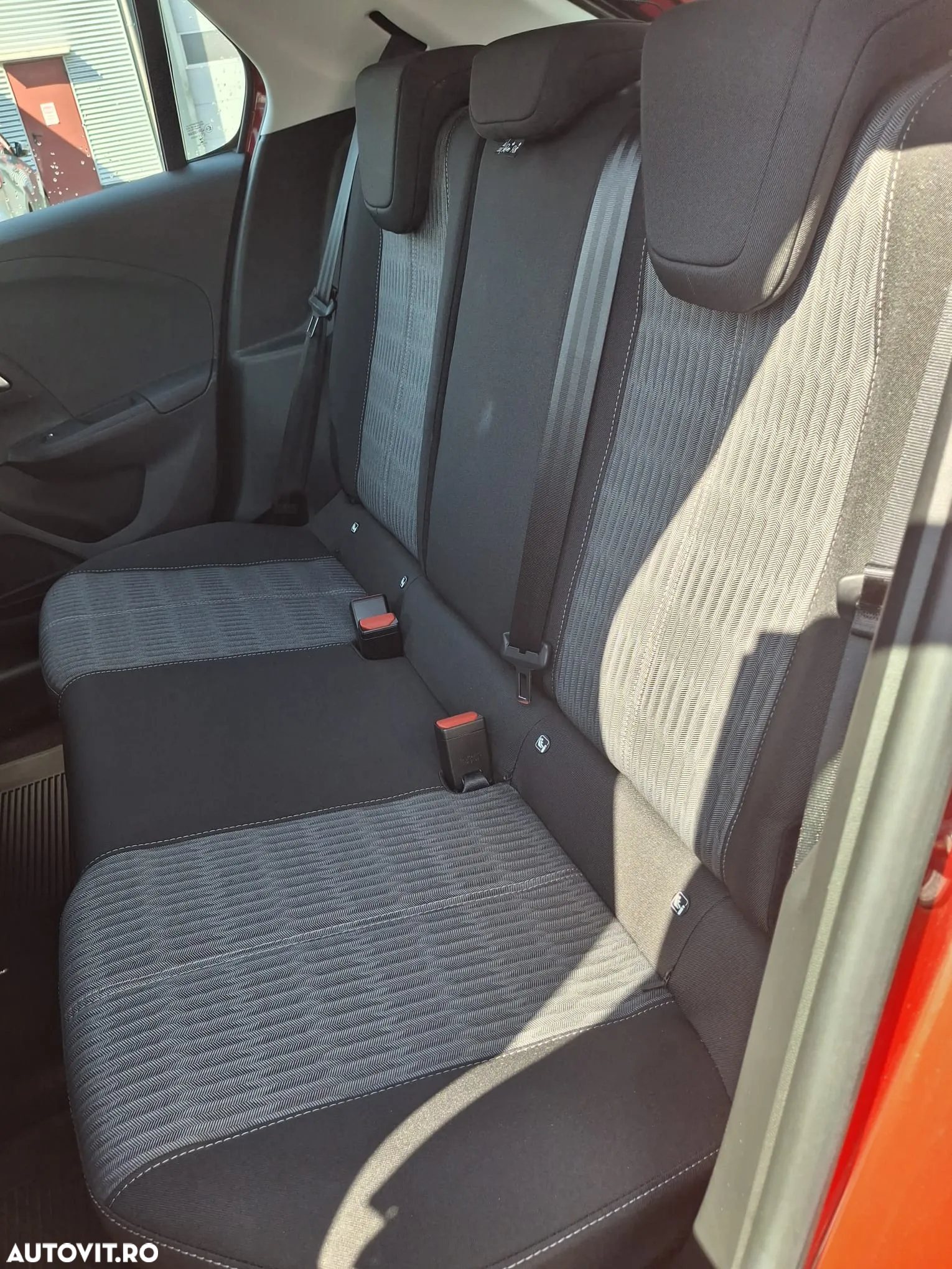 Opel Corsa 1.2 Turbo Start/Stop Aut. Elegance - 27