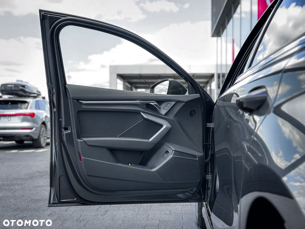 Audi A3 Sportback - 16