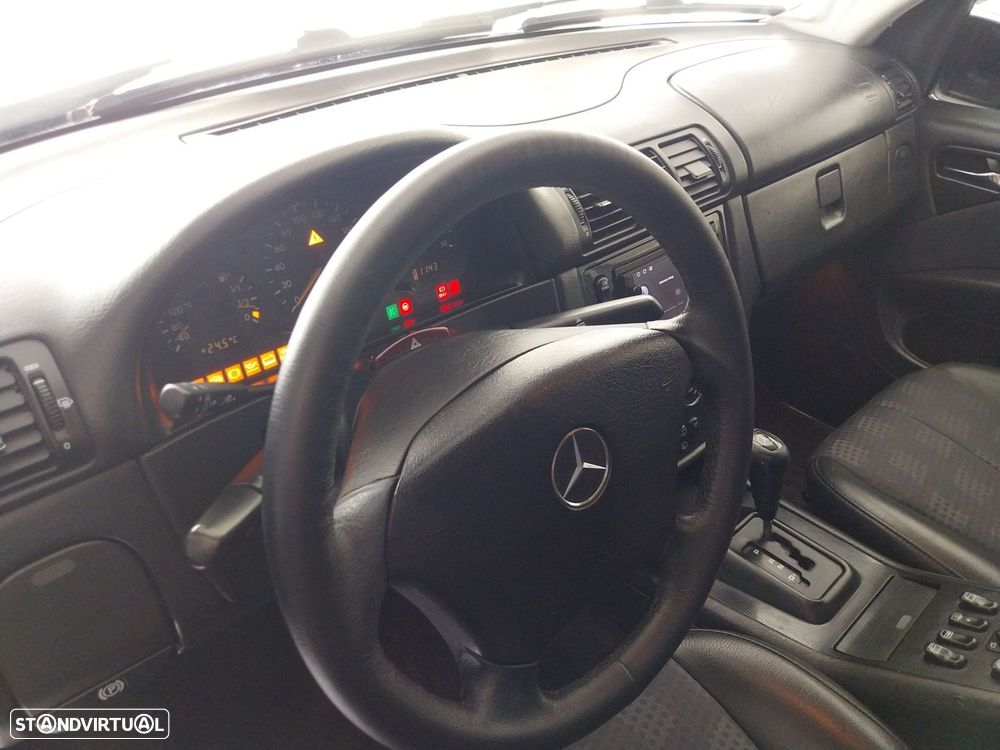 Mercedes-Benz ML 270 - 11