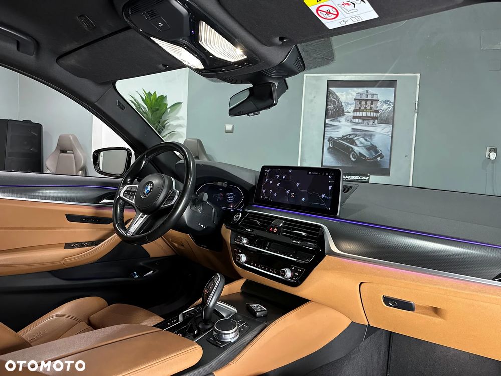 BMW Seria 5 520d xDrive MHEV M Sport sport - 4