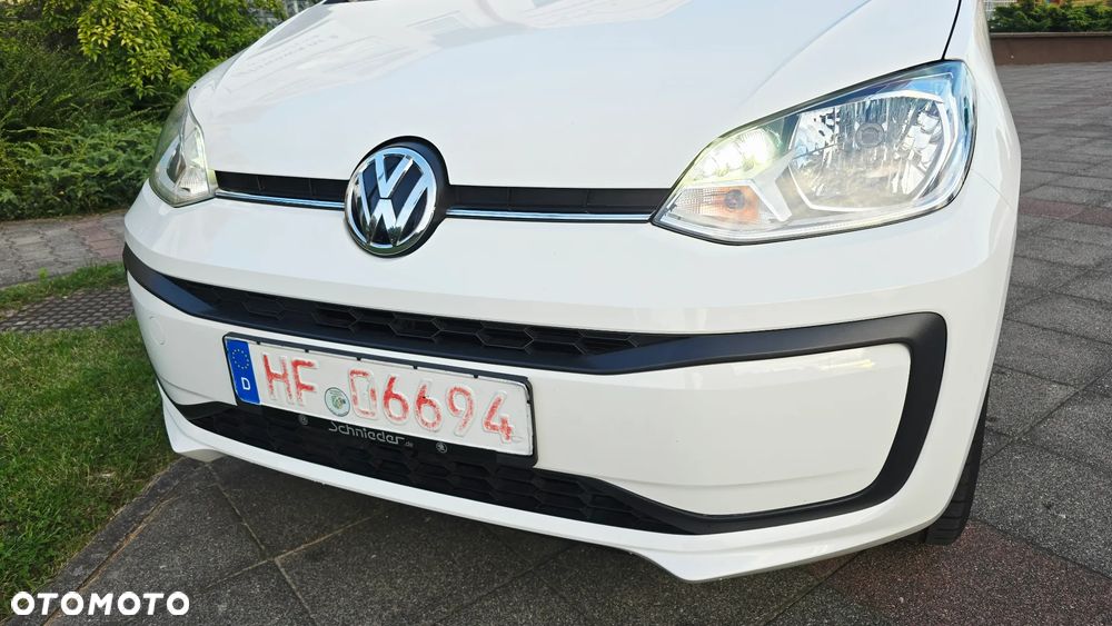 Volkswagen up! sound - 5