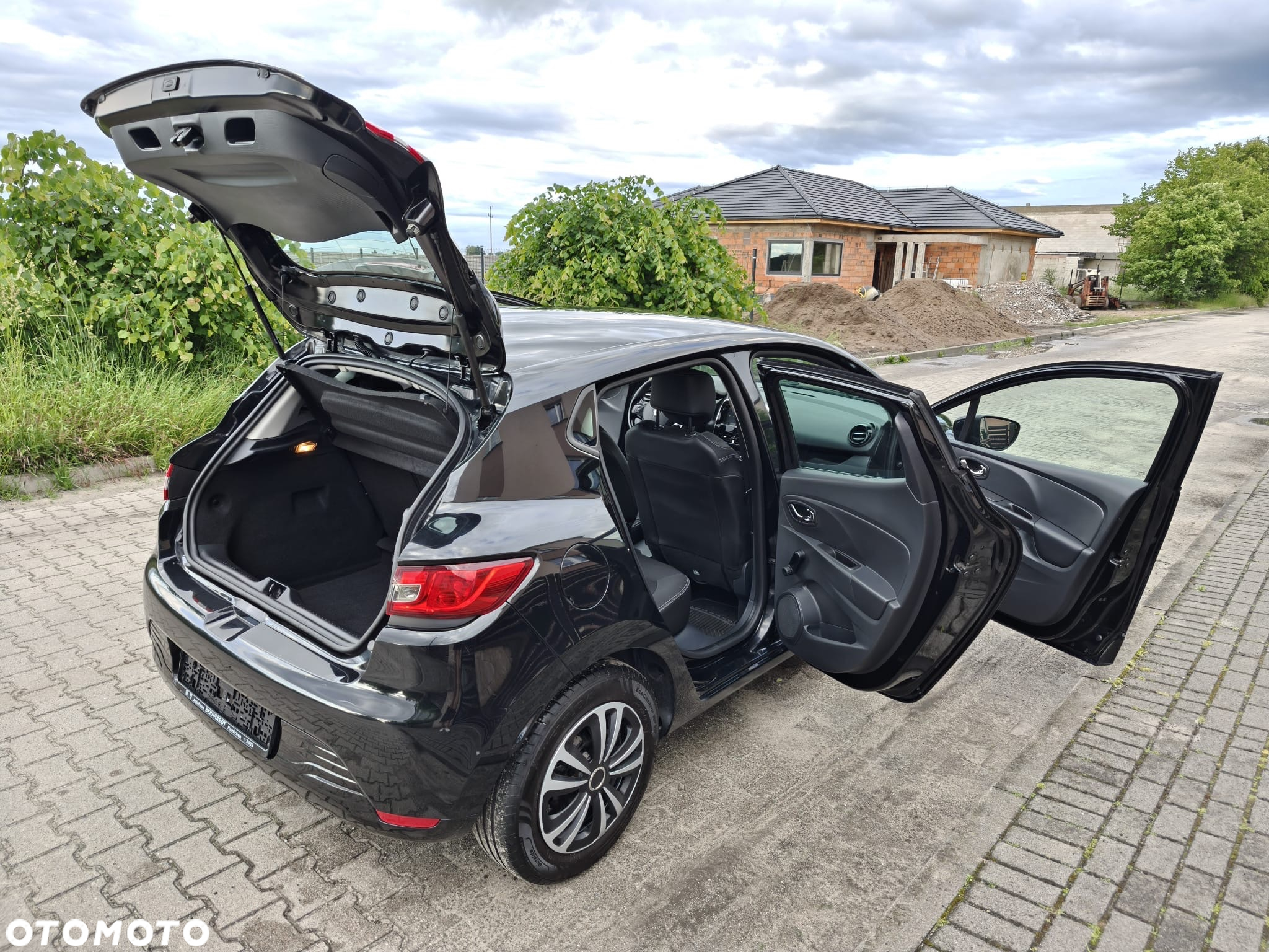 Renault Clio - 21