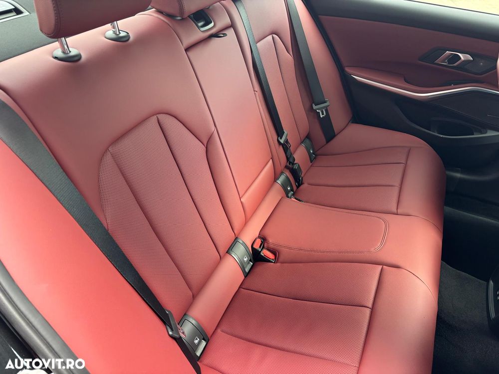 BMW Seria 3 330e xDrive Aut. M Sport - 23