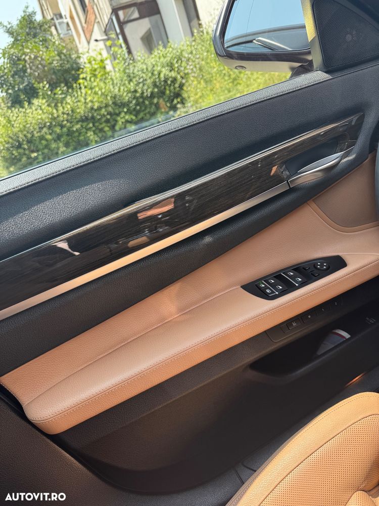 BMW Seria 7 740d xDrive - 18