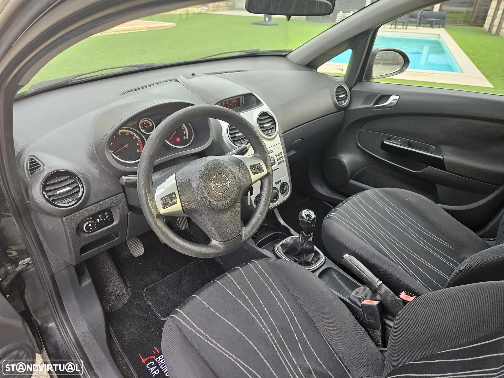 Opel Corsa 1.2 Enjoy - 10