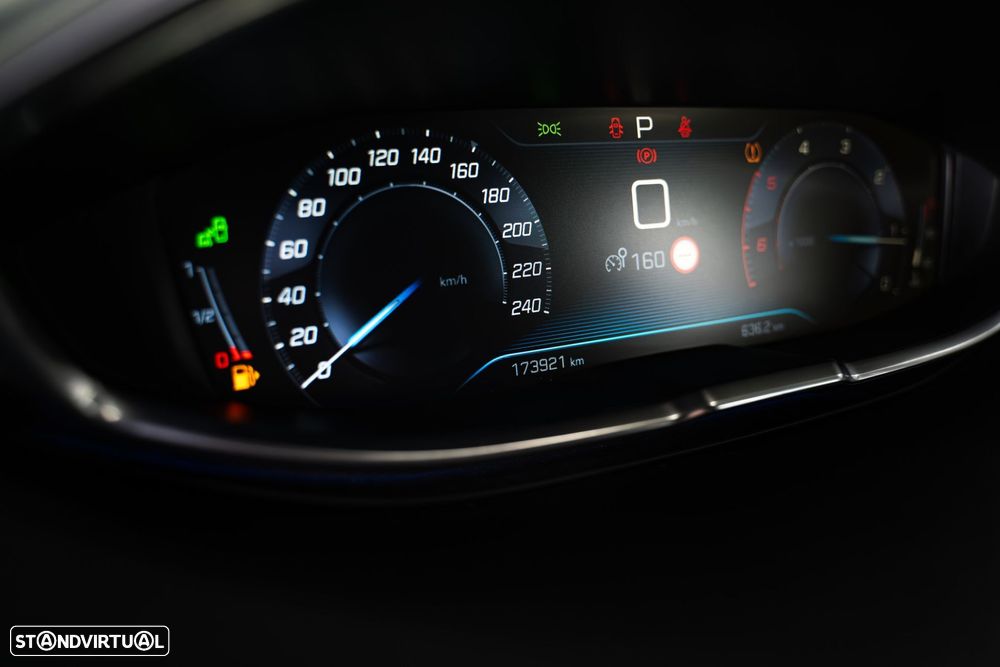 Peugeot 3008 2.0 BlueHDi GT EAT8 - 23