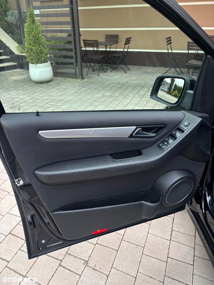 Mercedes-Benz Klasa A 170 Avantgarde Edition 10 - 14