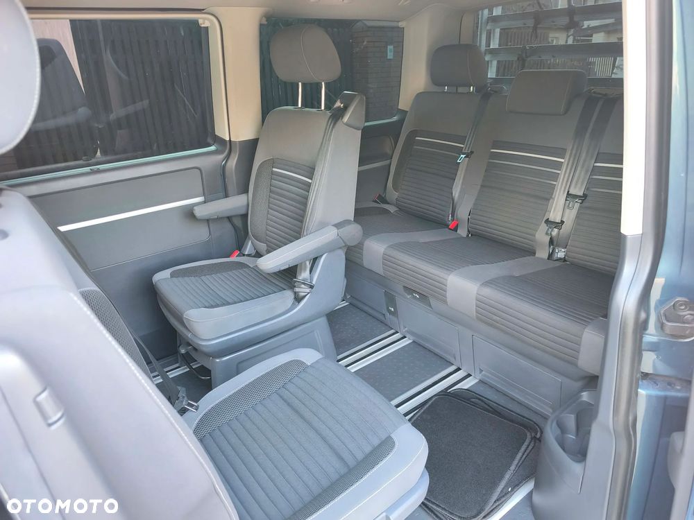 Volkswagen Multivan - 8