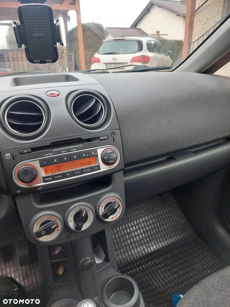 Mitsubishi Colt 2010 photo 4