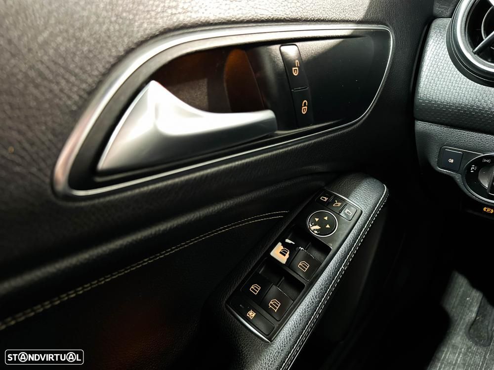 Mercedes-Benz A 180 d Urban - 38