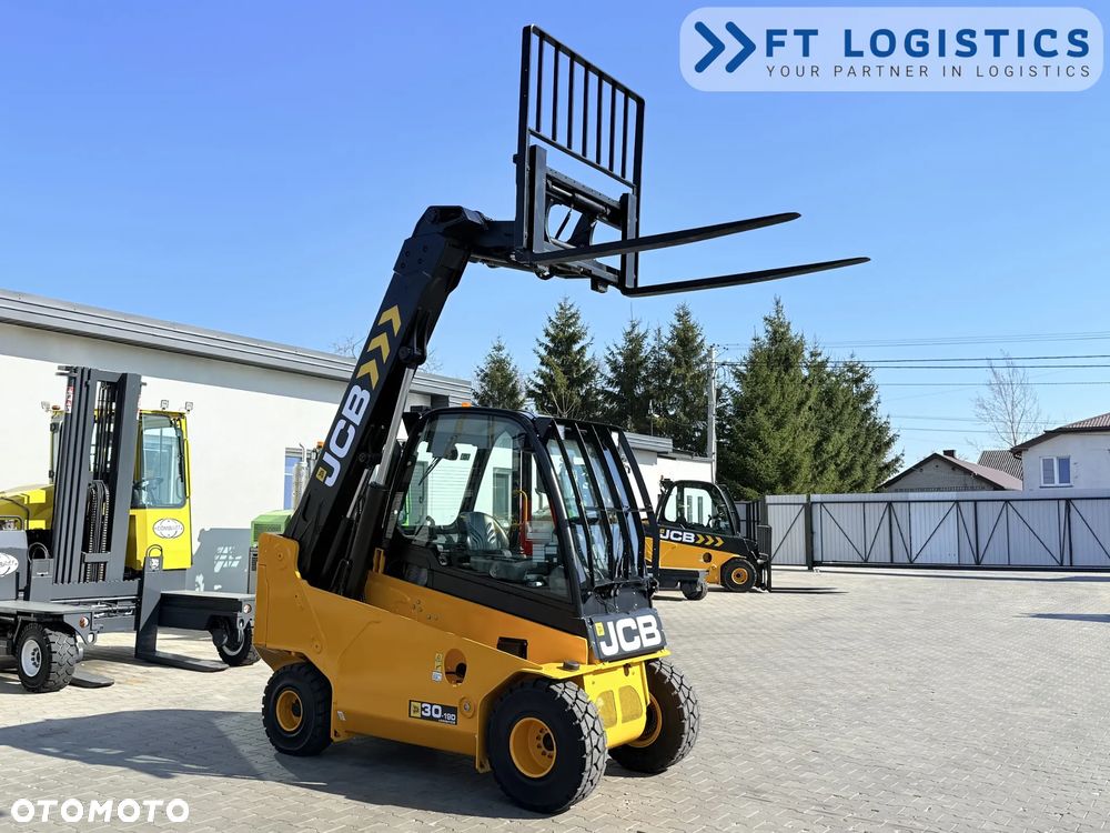 JCB WÓZEK TELESKOPOWY JCB TLT30D / KABINA / 2022 ROK / TYLKO 3446 MOTOGODZIN / PRZESUW BOCZNY / NOWE OPONY - 33