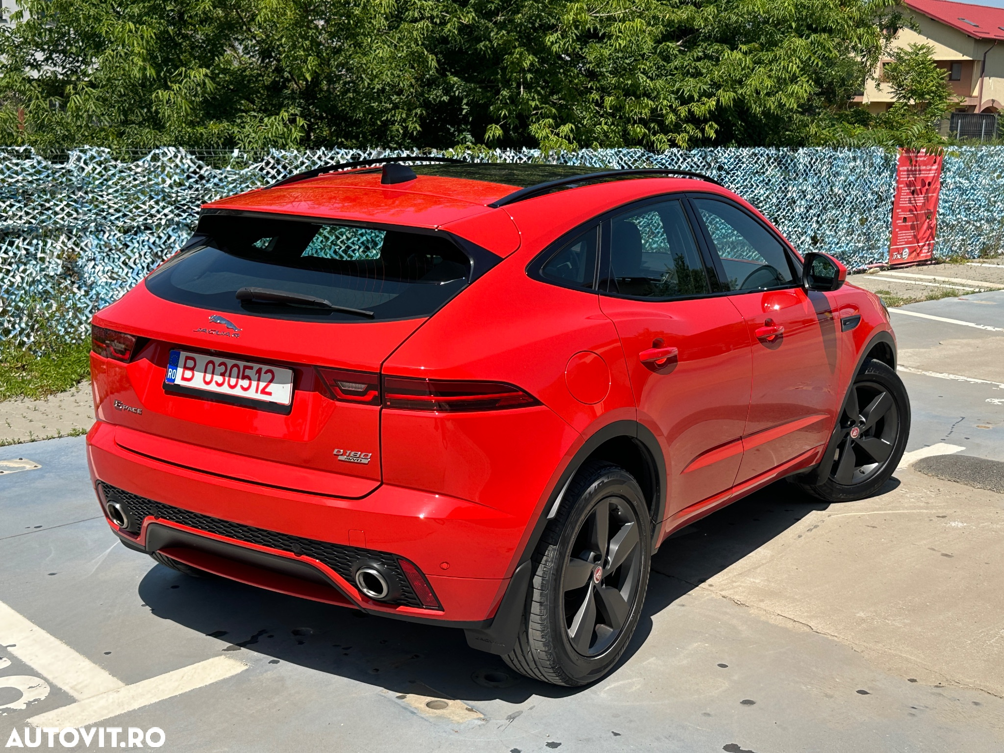 Jaguar E-Pace D180 AWD Aut. R-Dynamic - 4