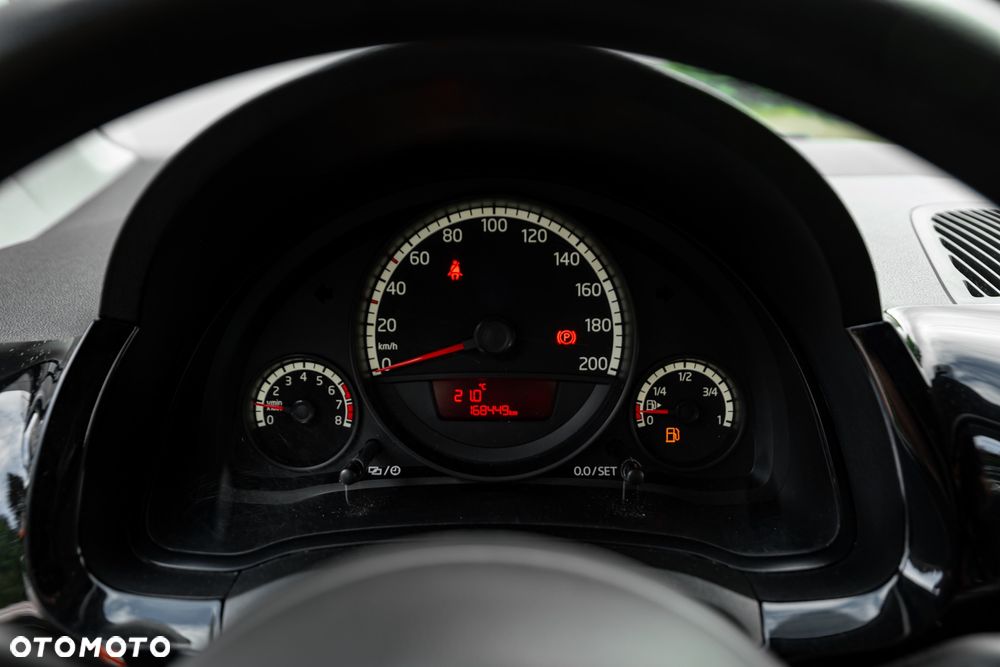 Volkswagen up! 1.0 high - 29
